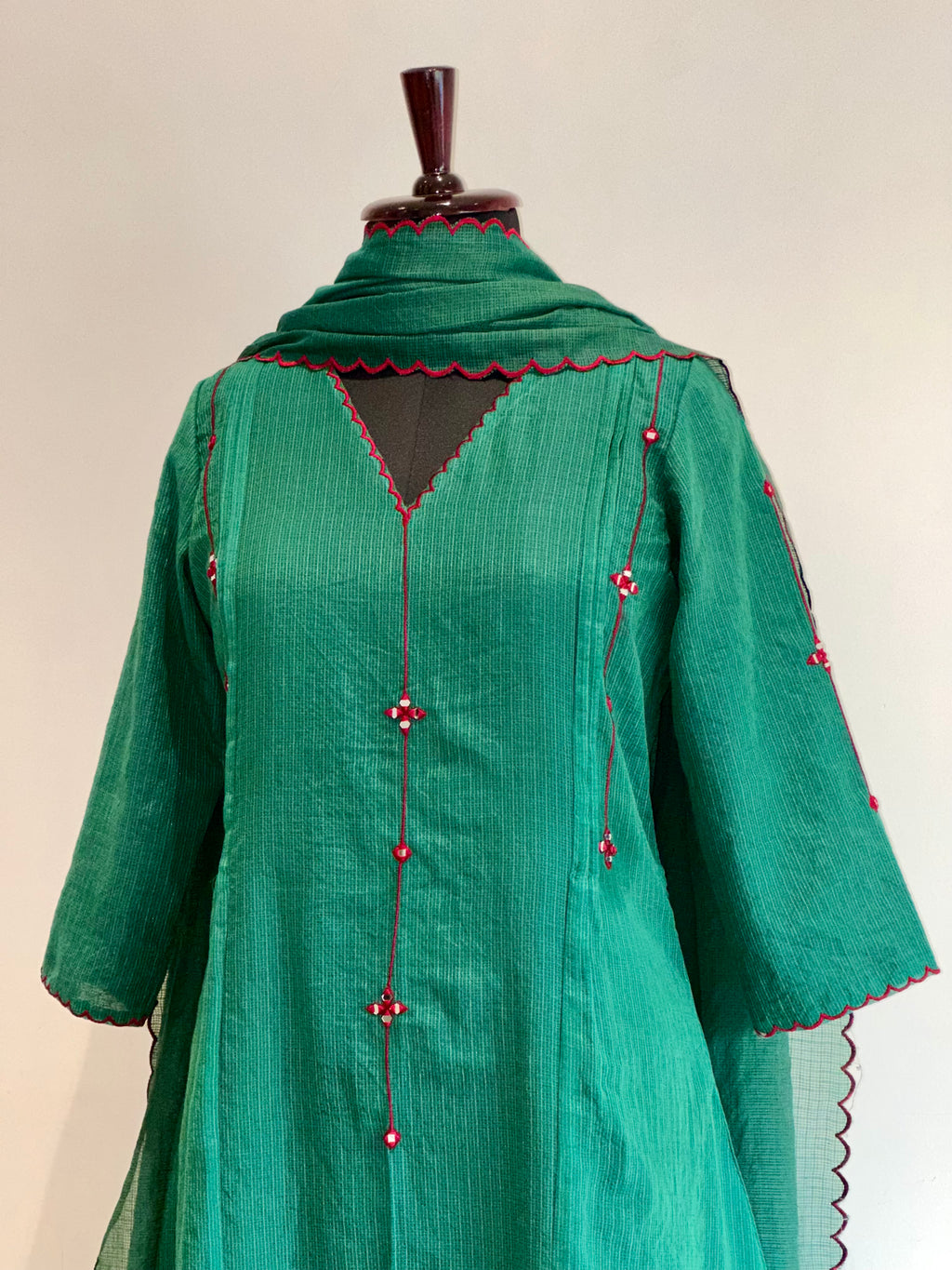 Zar-e-Hari