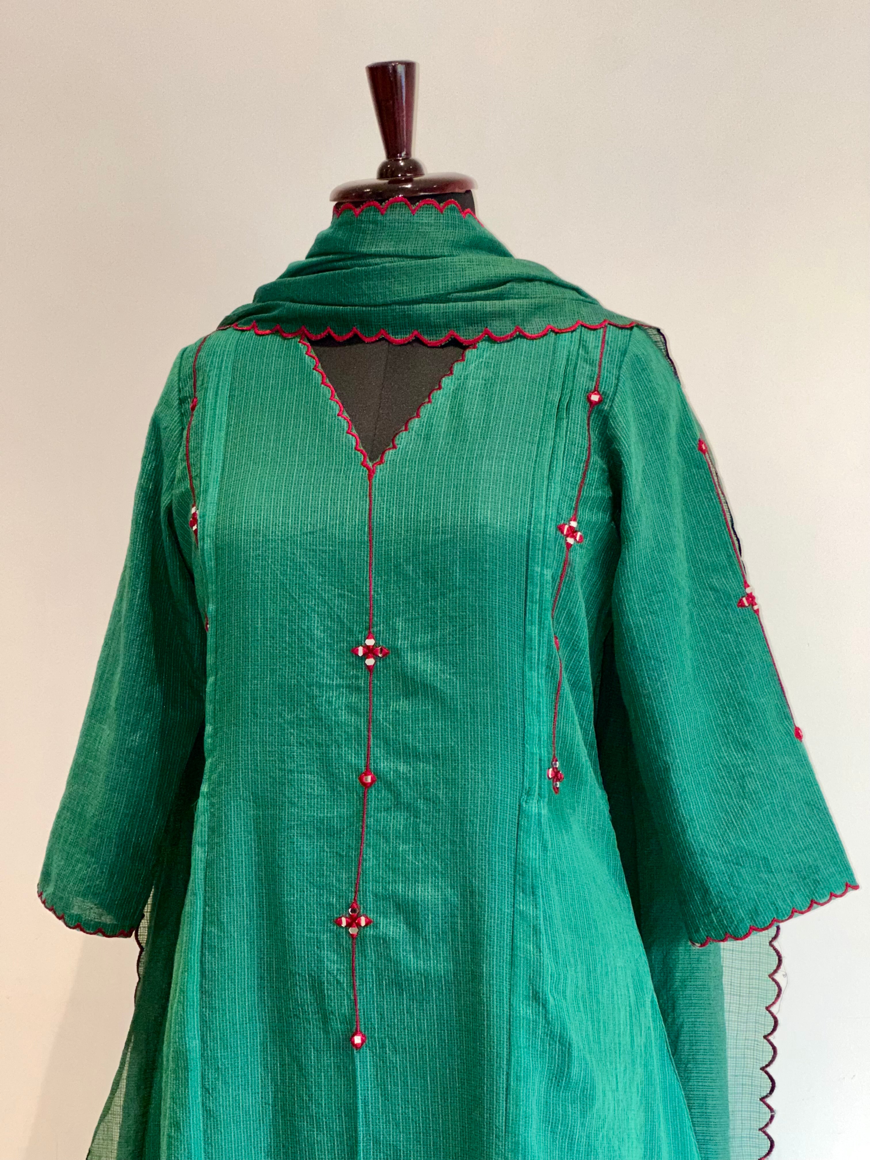 Zar-e-Hari