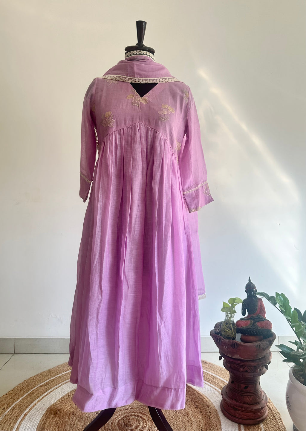 Lilac Noor